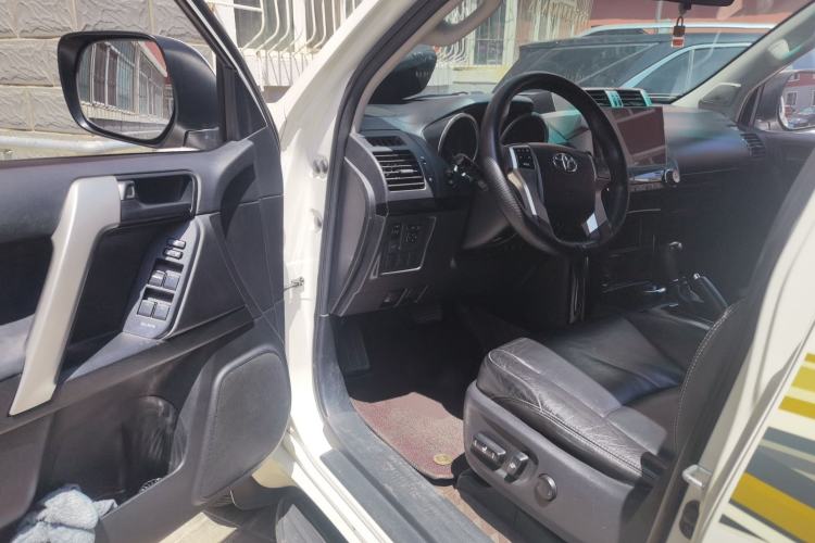 Used Toyota Prado  Driver Seat