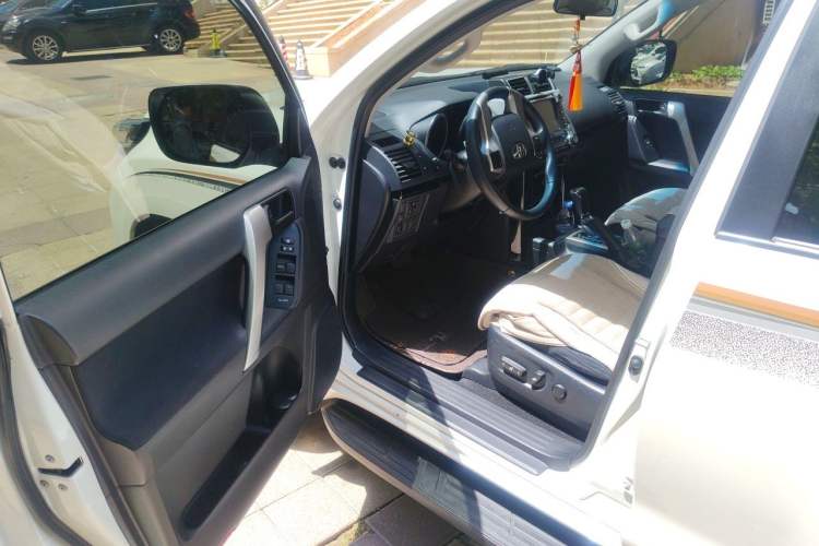 Used Toyota Prado  Driver Seat