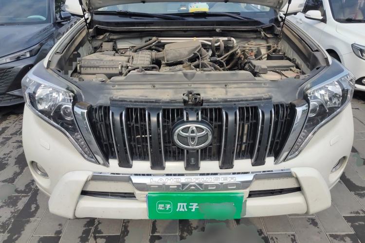 Used Toyota Prado  Engine Bay