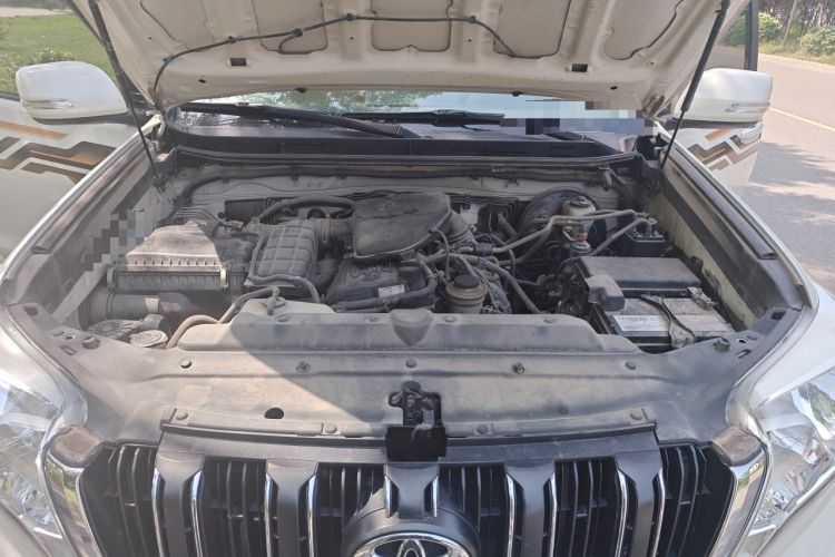 Used Toyota Prado 2015 2.7L Automatic Standard Edition Engine Bay
