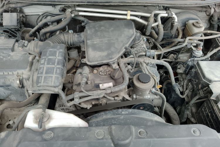 Used Toyota Prado  Engine Bay