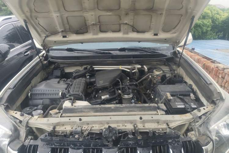 Used Toyota Prado 2015 2.7L Parallel Import Engine Bay