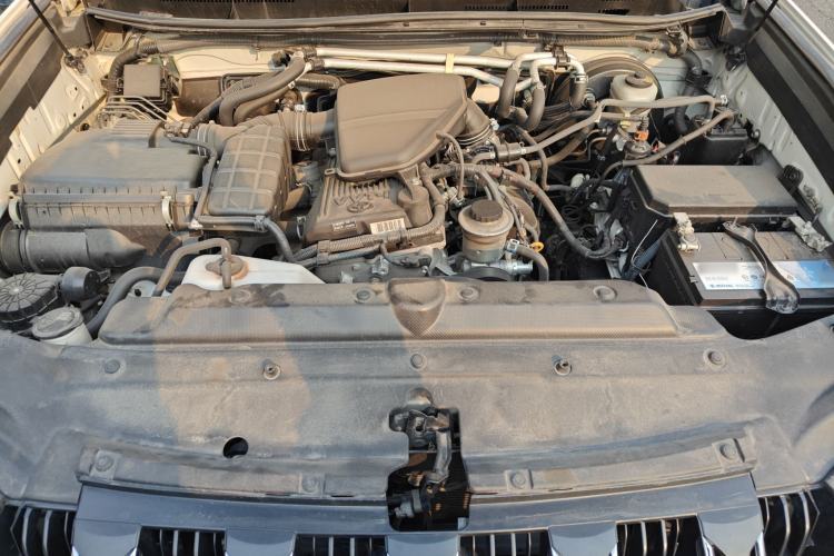 Used Toyota Prado  Engine Bay
