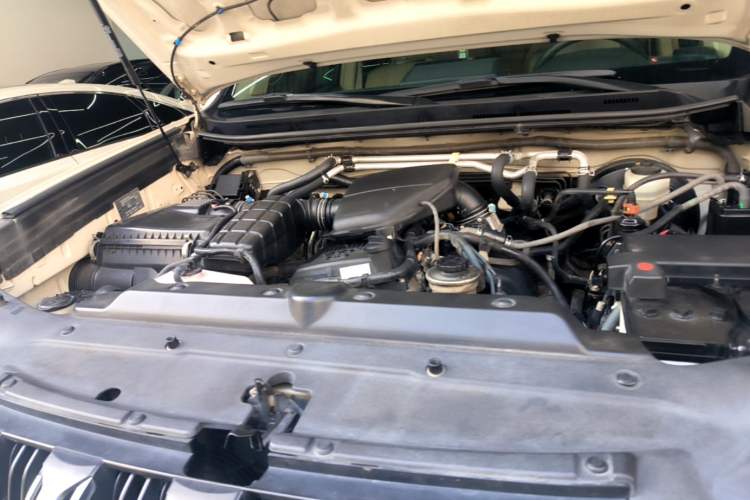 Used Toyota Prado 2015 2.7L Automatic Luxury Edition Engine Bay