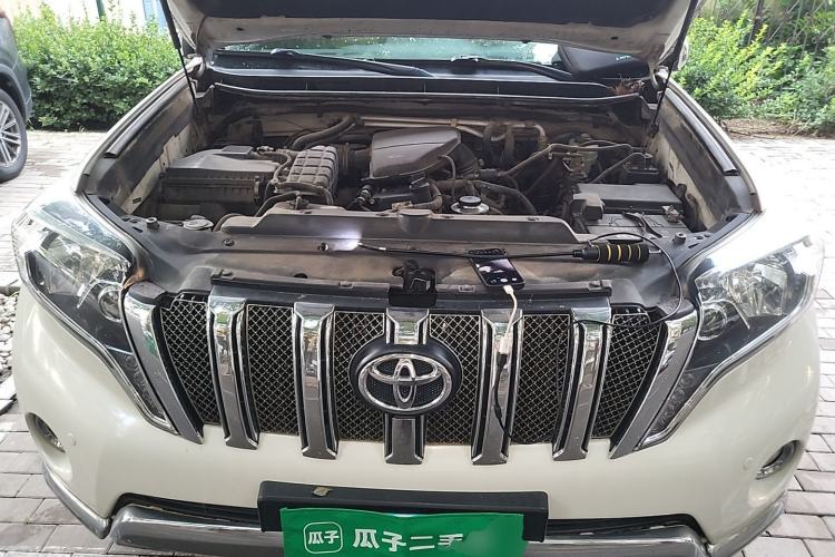Used Toyota Prado  Engine Bay