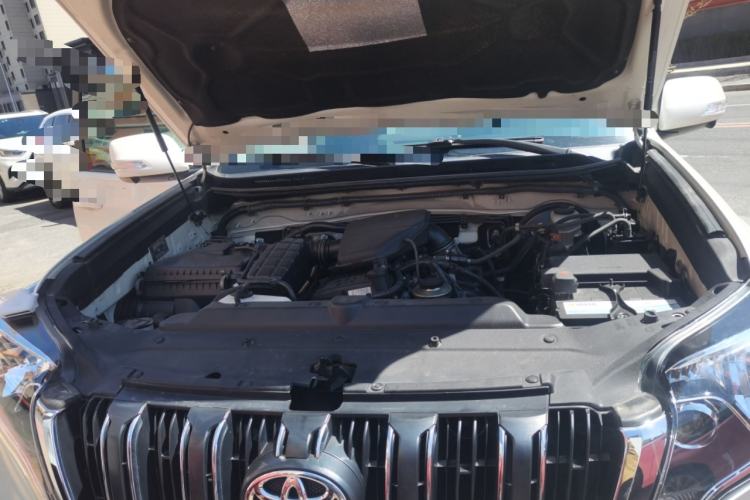 Used Toyota Prado 2015 2.7L Automatic Standard Edition Engine Bay