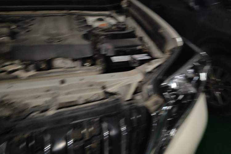 Used Toyota Prado  Engine Bay Left