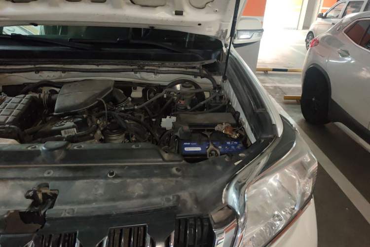 Used Toyota Prado 2015 2.7L Automatic Standard Edition Engine Bay Left
