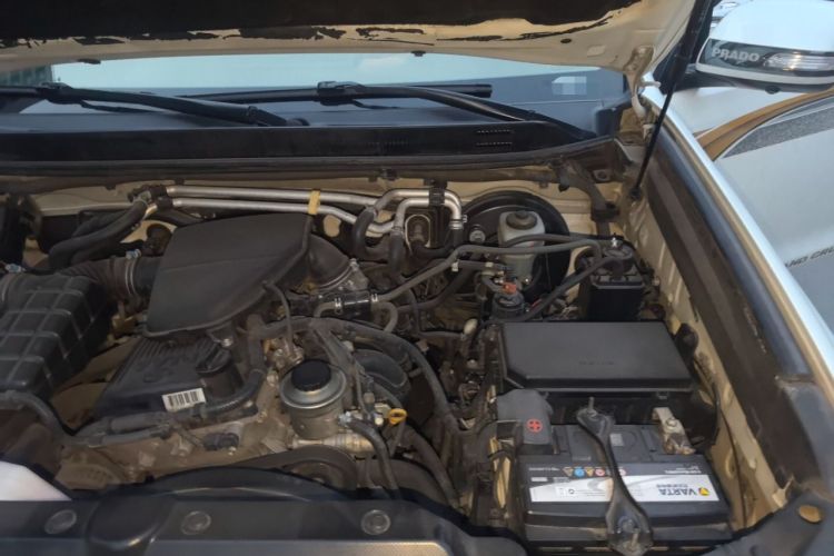 Used Toyota Prado  Engine Bay Left