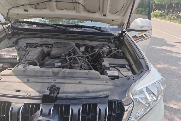 Used Toyota Prado 2015 2.7L Automatic Standard Edition Engine Bay Left