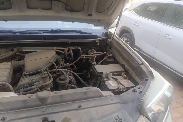 Used Toyota Prado  Engine Bay Left