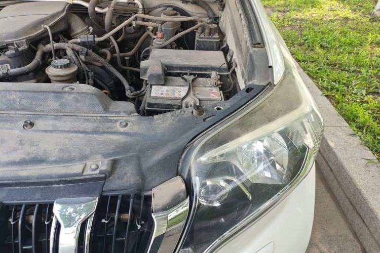 Used Toyota Prado  Engine Bay Left