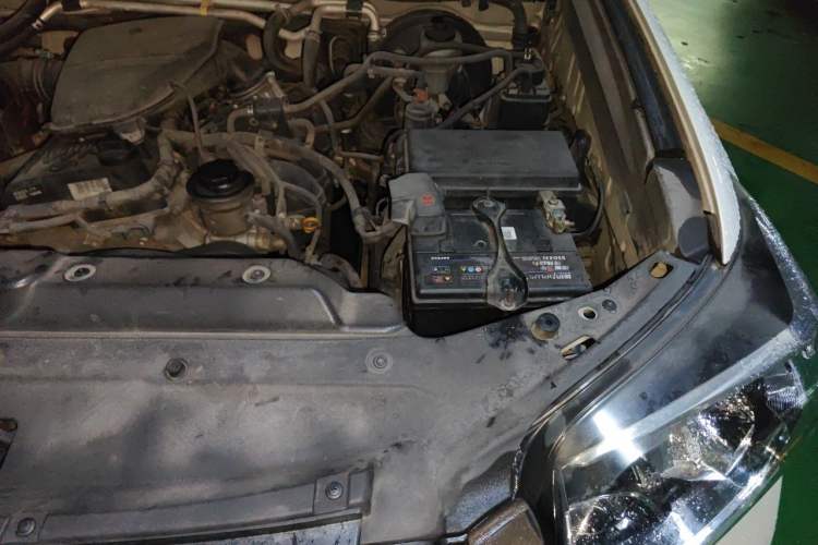 Used Toyota Prado  Engine Bay Left