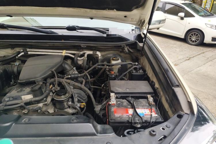 Used Toyota Prado  Engine Bay Left