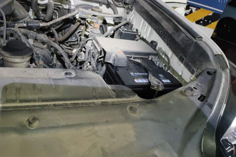 Used Toyota Prado  Engine Bay Left