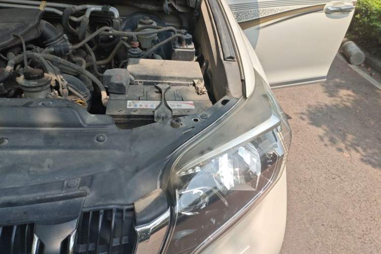 Used Toyota Prado 2015 2.7L Parallel Import Engine Bay Left