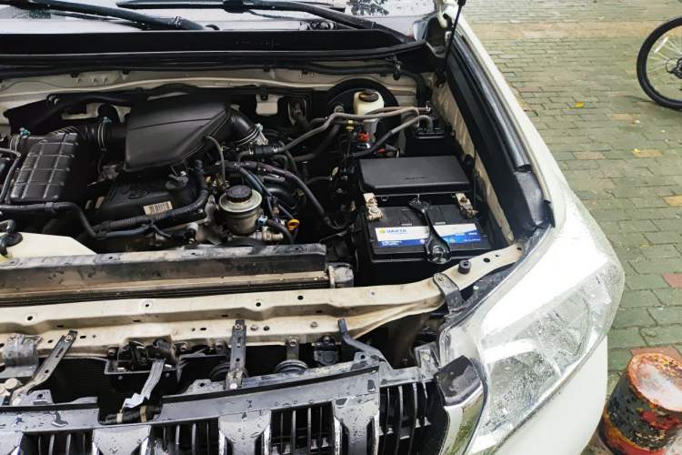 Used Toyota Prado 2015 2.7L Automatic Standard Edition Engine Bay Left