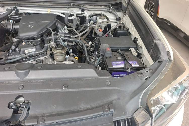 Used Toyota Prado 2015 2.7L Parallel Import Engine Bay Left