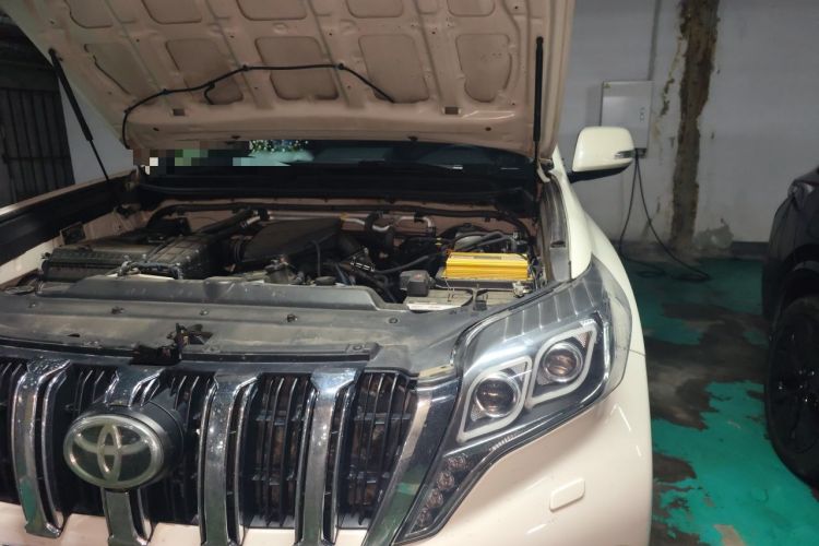 Used Toyota Prado 2015 2.7L Automatic Luxury Edition Engine Bay Left