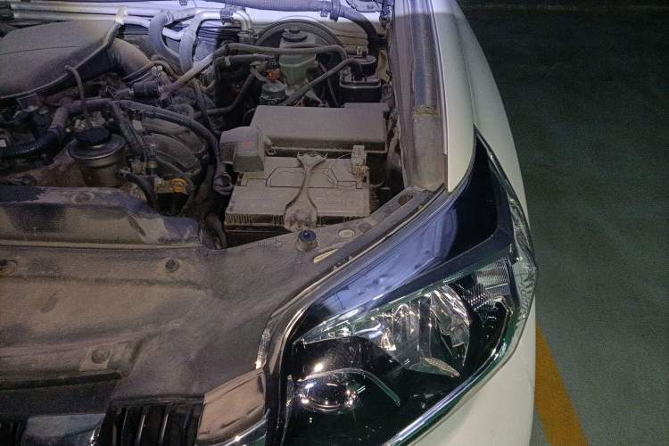 Used Toyota Prado  Engine Bay Left