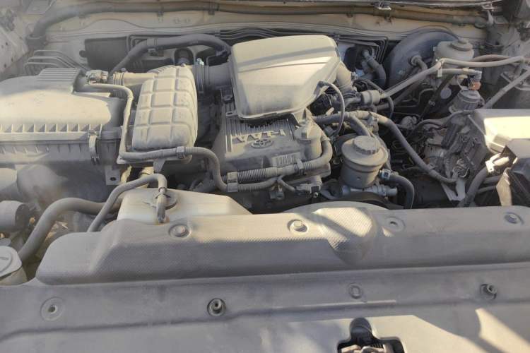 Used Toyota Prado 2015 2.7L Automatic Standard Edition Engine Bay