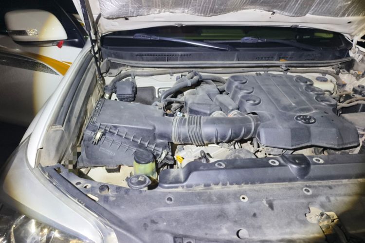 Used Toyota Prado  Engine Bay Right