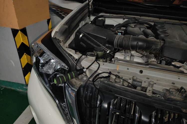Used Toyota Prado  Engine Bay Right
