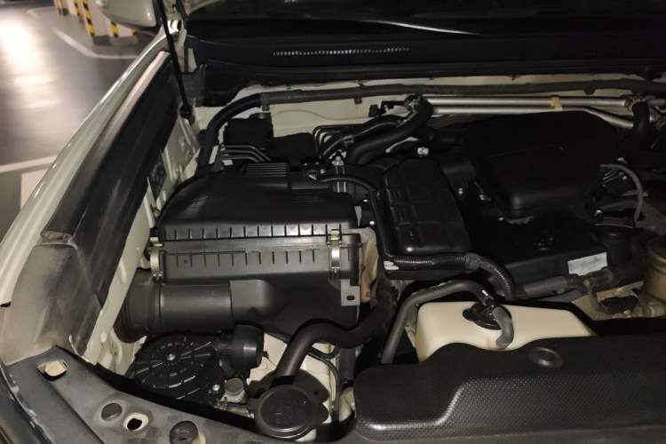 Used Toyota Prado 2015 2.7L Automatic Luxury Edition Engine Bay Right
