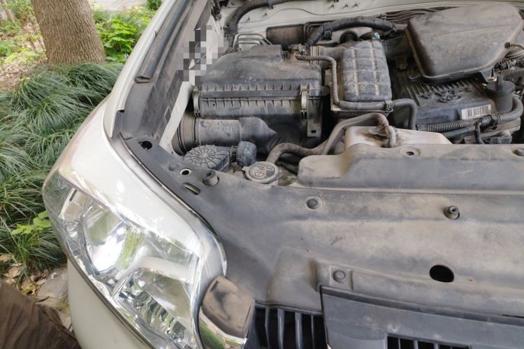 Used Toyota Prado 2015 2.7L Automatic Standard Edition Engine Bay Right