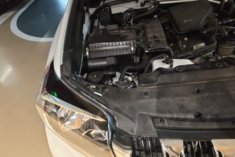 Used Toyota Prado  Engine Bay Right