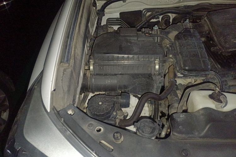 Used Toyota Prado 2015 2.7L Automatic Standard Edition Engine Bay Right
