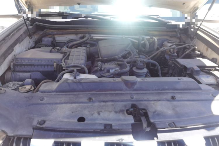 Used Toyota Prado 2015 2.7L TXL Middle East Version Engine Bay
