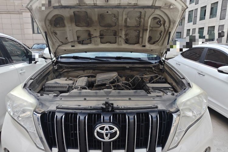 Used Toyota Prado 2015 2.7L Automatic Standard Edition Engine Bay