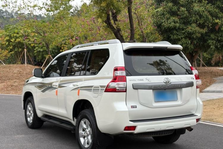 Used Toyota Prado 2015 2.7L Automatic Luxury Edition Exterior 1