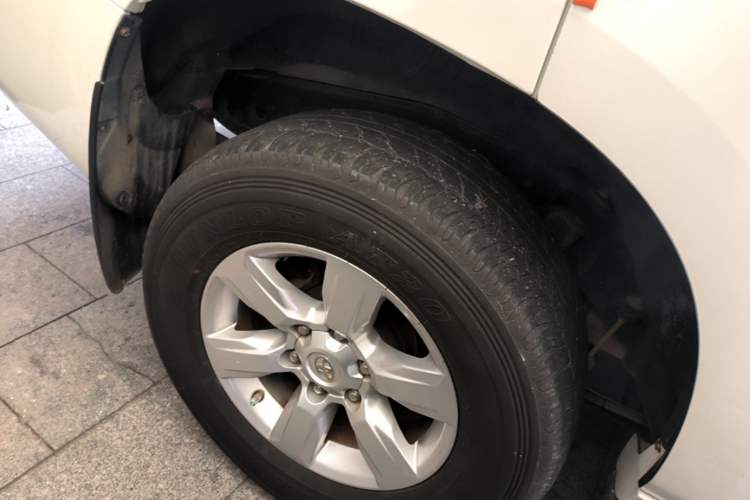 Used Toyota Prado 2015 2.7L Automatic Luxury Edition Exterior 2