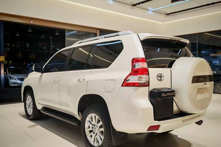 Used Toyota Prado 2015 2.7L TXL Middle East Version Exterior 3