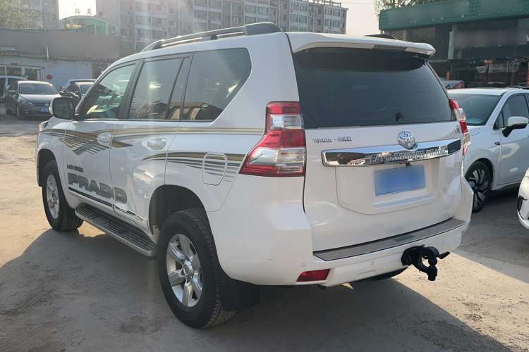 Used Toyota Prado 2015 2.7L Automatic Standard Edition Exterior 5