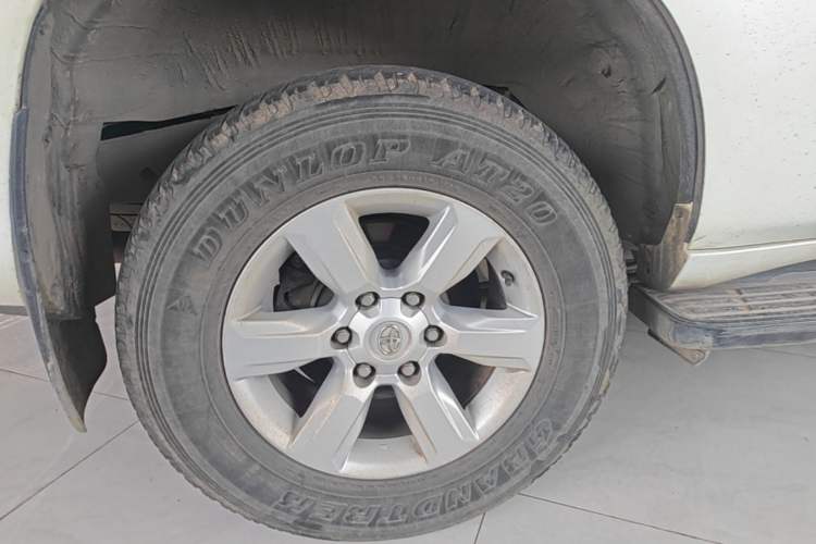 Used Toyota Prado 2015 2.7L Automatic Luxury Edition Exterior 5