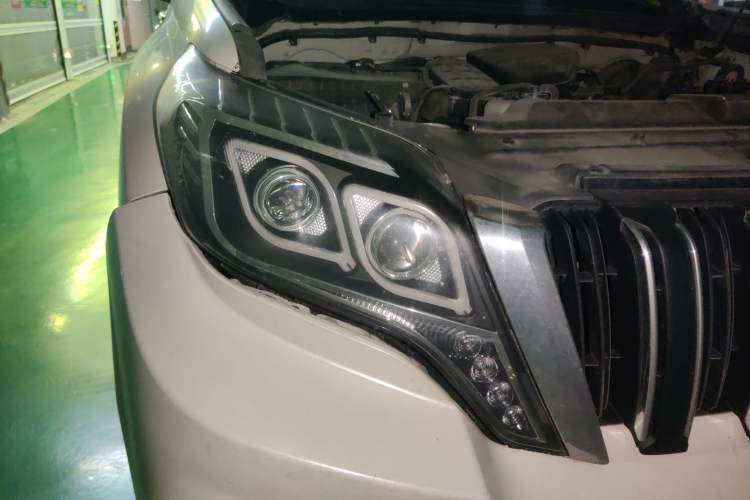 Used Toyota Prado 2015 2.7L Automatic Standard Edition Exterior 6