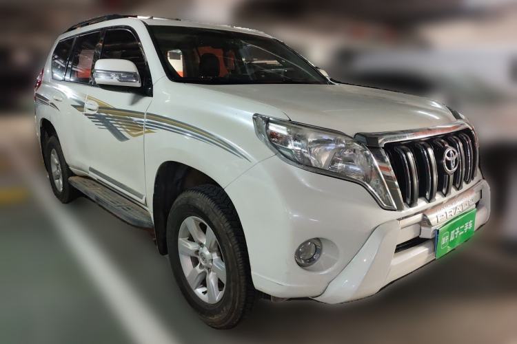 Used Toyota Prado 2015 2.7L Automatic Standard Edition Front Right 45 Deg