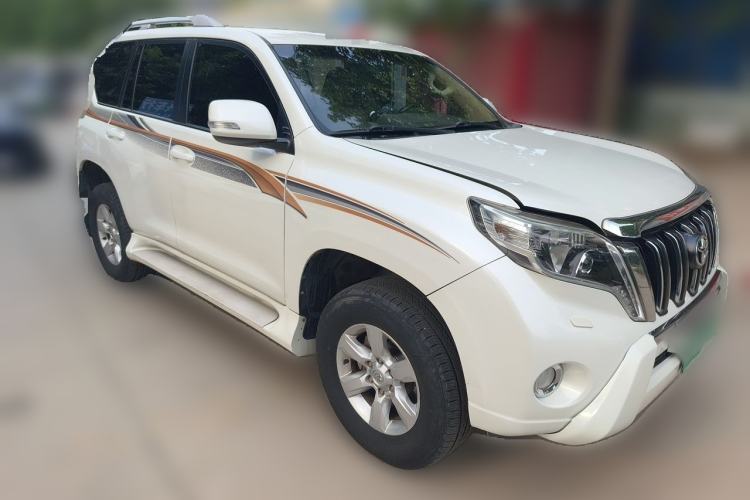 Used Toyota Prado 2015 2.7L Automatic Luxury Edition Front Right 45 Deg