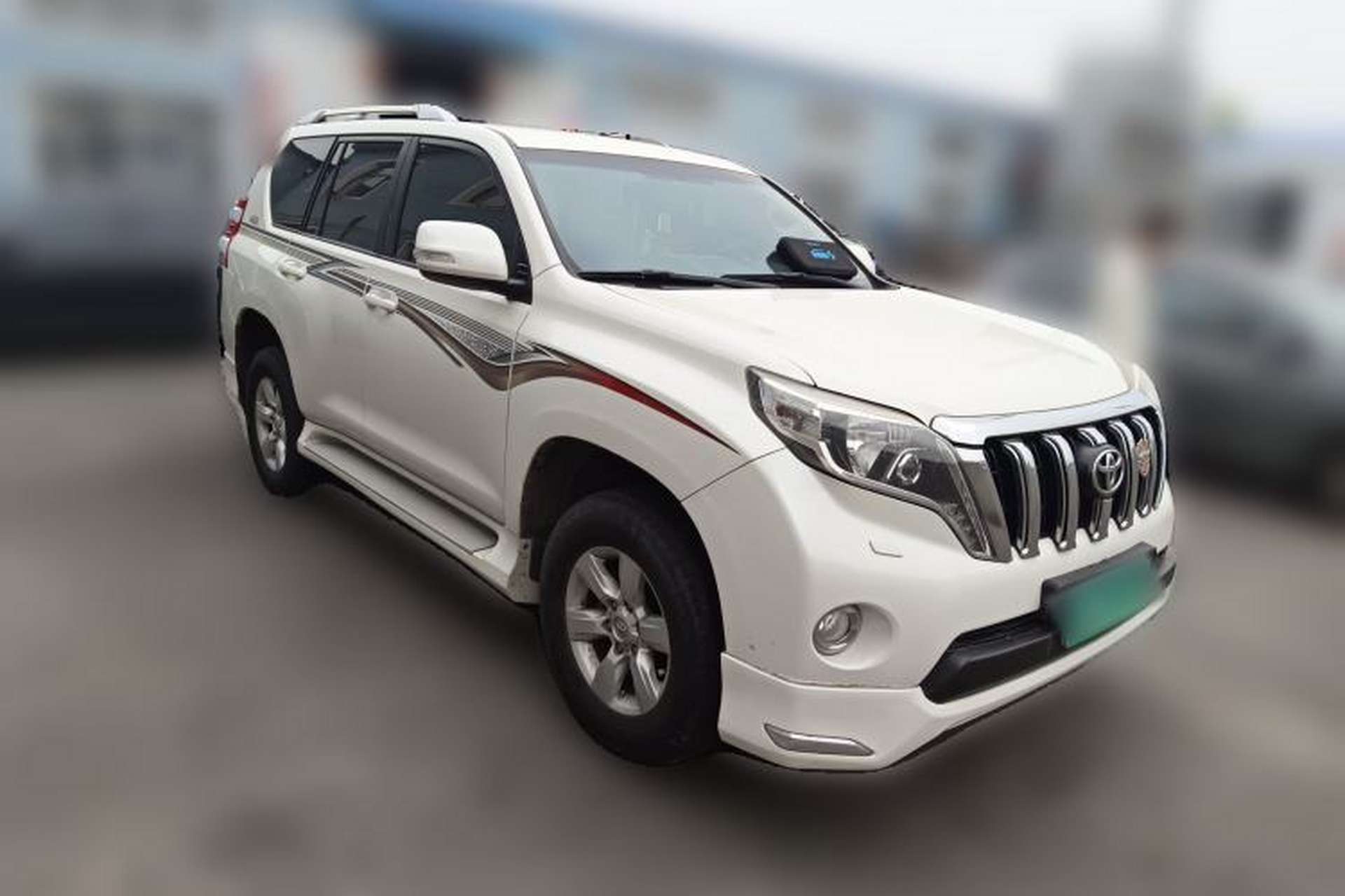 Used Toyota Prado 2015 2.7L TXL Middle East Version Front Right 45 Deg