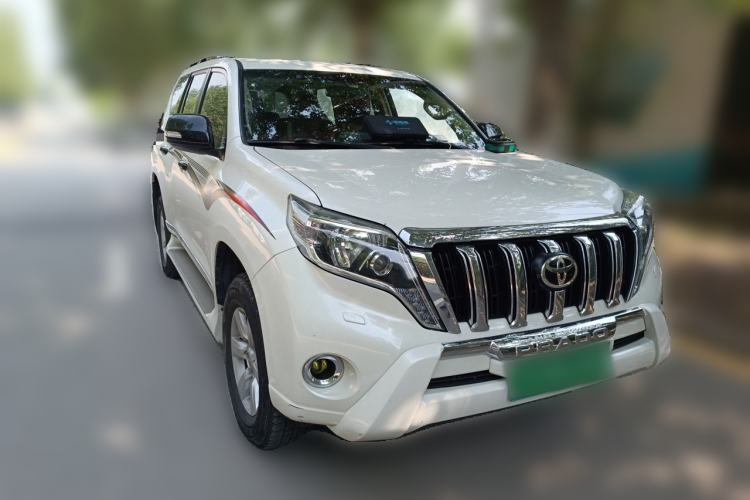 Used Toyota Prado 2015 2.7L 4x4 Gasoline Version 7 Seats U.S. Specification Front Right 45 Deg