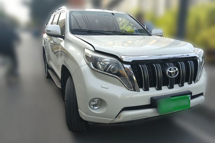 Used Toyota Prado 2015 2.7L Automatic Luxury Edition Front Right 45 Deg