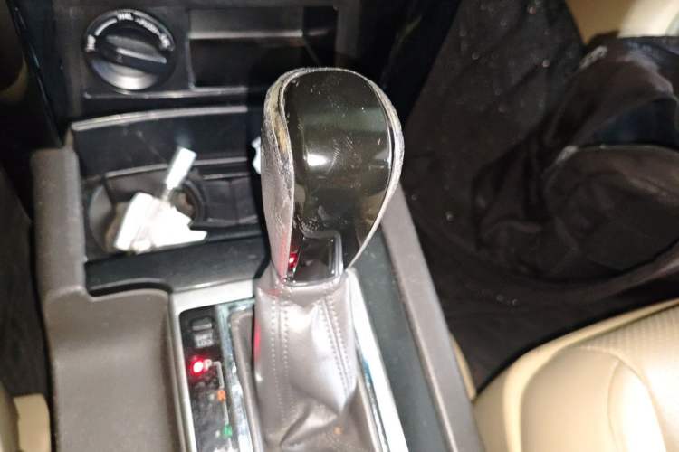 Used Toyota Prado 2015 2.7L Parallel Import Gear Lever