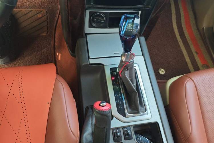 Used Toyota Prado  Gear Lever