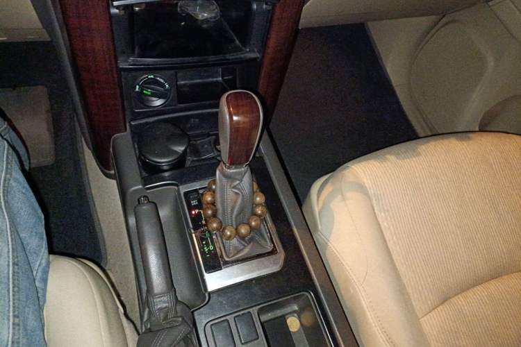 Used Toyota Prado  Gear Lever