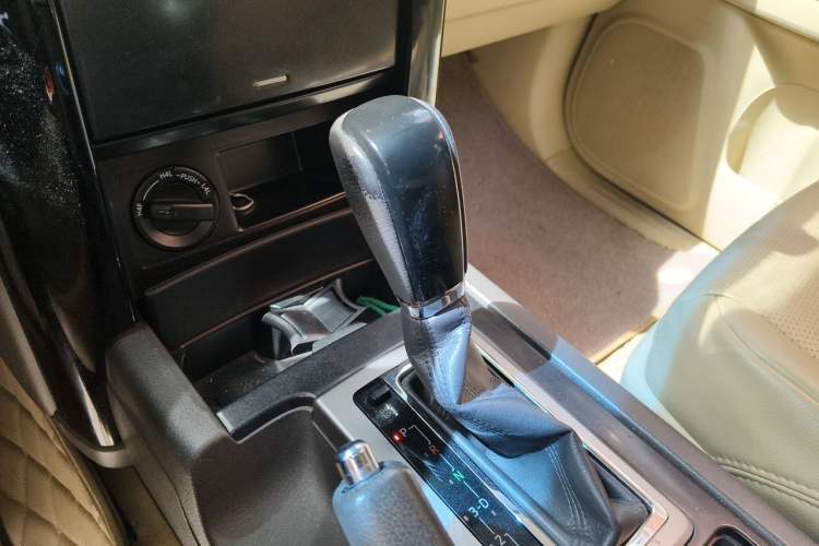 Used Toyota Prado  Gear Lever