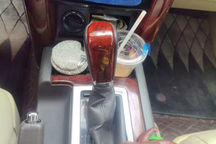 Used Toyota Prado  Gear Lever