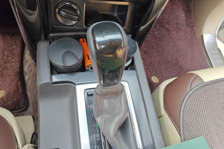 Used Toyota Prado  Gear Lever